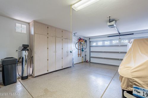 594 Mickelson Ln, Green Valley AZ 85614-5749 exterior