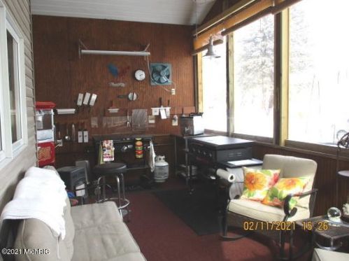 301 Cecil St, Glendora MI 49107-1706 exterior