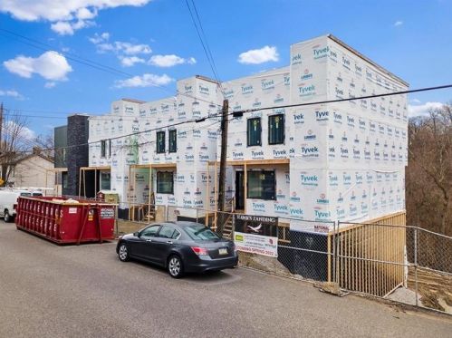 488 Grace St, Pittsburgh, PA 15211-2729