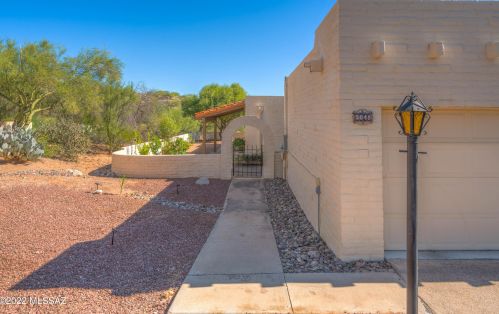 5048 Placita Del Lazo, Tucson AZ  85750-1529 exterior
