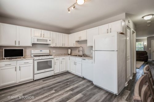 6943 East End Ave, Chicago IL  60649-1421 exterior