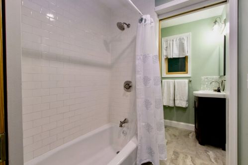 514 Monastery Pl, Union City NJ 07087-3305 exterior