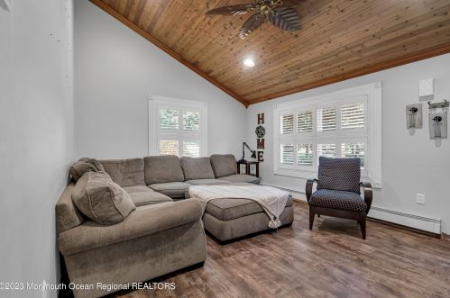 26 Frank Applegate Rd, Jackson Twp NJ 08527-2455 exterior