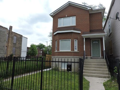 5650 Bishop St, Chicago IL  60636-1316 exterior