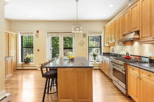 55 Worcester St, Boston, MA