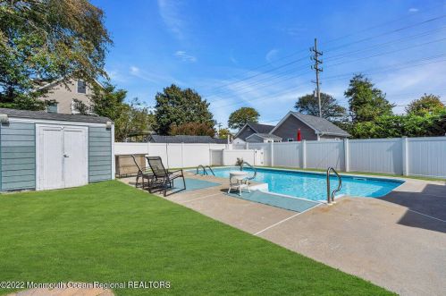 403 New York Ave, Point Pleasant Beach NJ 08742-3338 exterior