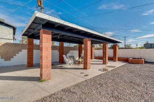 395 21st Ave, Phoenix AZ 85027-3422 exterior