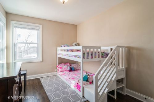 6231 Hamlin Ave, Chicago IL 60803-6241 exterior