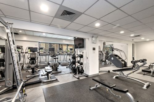 1030 State St, Chicago IL 60605-2203 exterior