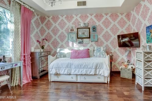 13841 Cyn Dr, Phoenix AZ 85016-2403 exterior