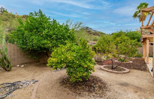 1620 Acoma Dr, Phoenix AZ 85032-5226 exterior