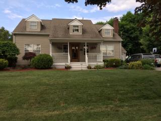 25 Sunrise Dr, Wayne, NJ 07470-4120