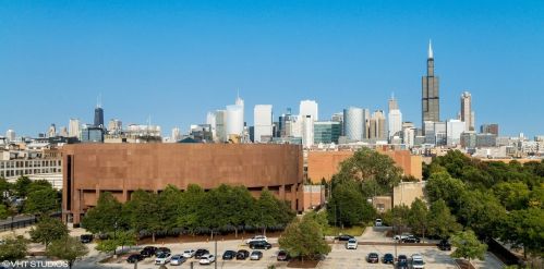 1500 Monroe St, Chicago IL  60607-2413 exterior