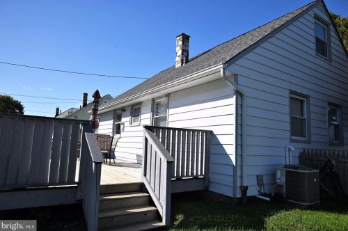 9427 Academy Rd, Philadelphia PA  19114-2623 exterior