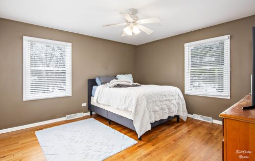 6907 Hillcrest Dr, Bull Valley IL 60012-3217 exterior