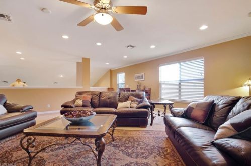 8413 Holw Brk Cir, Naples FL 34119-9724 exterior