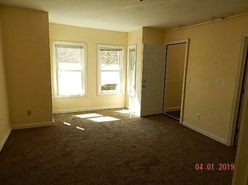 19 Aspen St, Ware MA 01082-1056 exterior