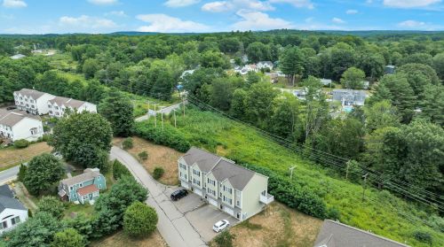 6 Townsend Dr, Dover, NH 03820-6514