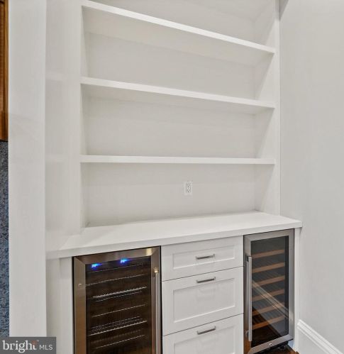 420 3rd St, Washington DC  20003-1930 exterior