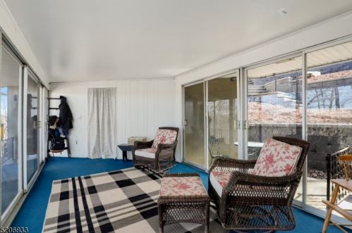 39 Cliffside Trl, Parsippany NJ 07834-2008 exterior