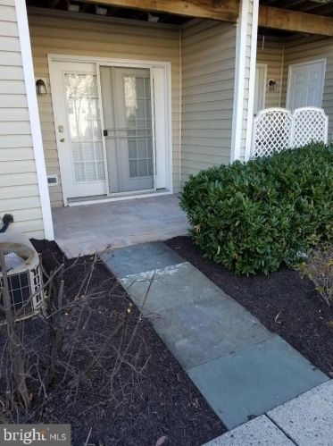 311 Prettyman Dr, Rockville MD 20850-4720 exterior