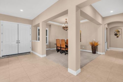 1403 Souza Dr, Folsom CA 95762-7559 exterior