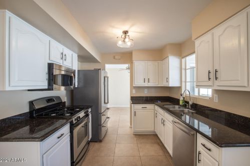 6131 12 Ave, Phoenix AZ 85045-0738 exterior