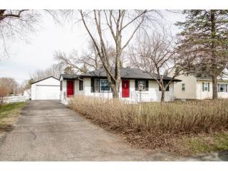 1783 Pinewood Dr, Saint Paul MN  55126-4944 exterior