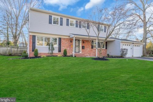 3 Darrah Ln, Trenton, NJ 08648-3107