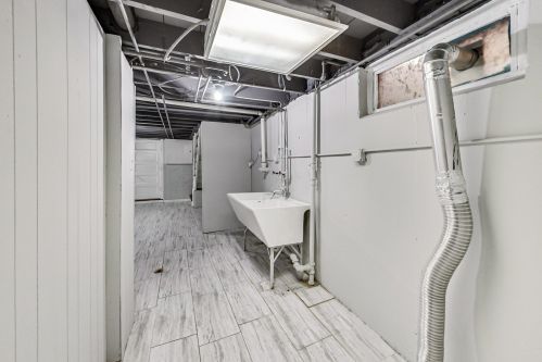 6878 Lehigh Ave, Chicago IL  60646-1406 exterior