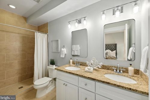 834 Varnum St, Washington DC  20011-7232 exterior