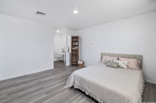 1490 Ala Leleu St, Honolulu HI  96818-1515 exterior