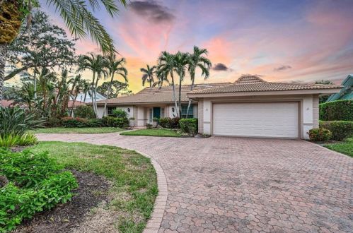 530 Turtle Hatch Rd, Naples FL 34103-8541 exterior