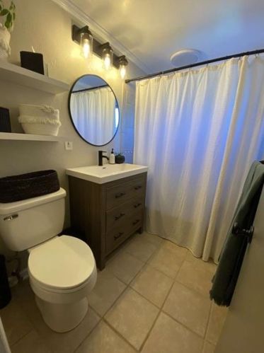 4814 Oakridge Dr, Pittsburgh PA 15227-1448 exterior