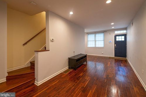 965 American St, Philadelphia PA  19123-2229 exterior