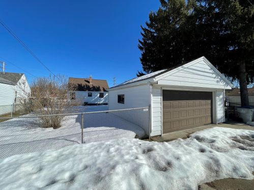 5921 64th St, Milwaukee WI  53218-1921 exterior