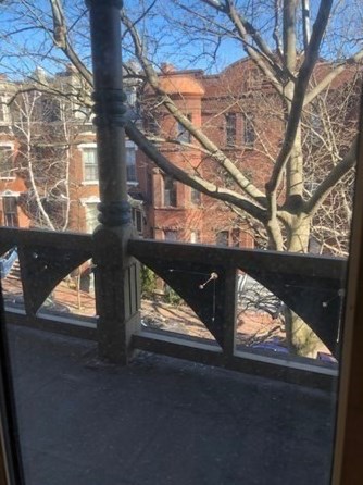 24 Mattoon St, Springfield MA 01105-1715 exterior