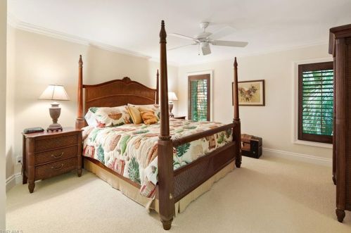 1323 Spyglass Ln, Naples FL 34102-7734 exterior