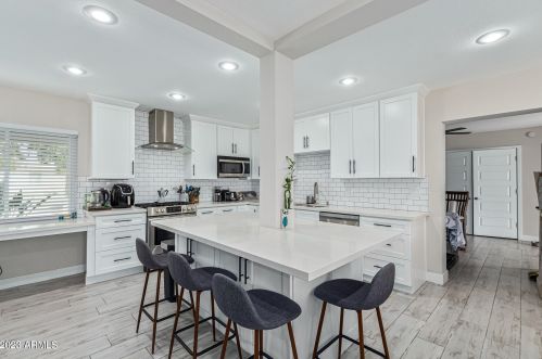 1341 Campbell Ave, Phoenix AZ  85013-2603 exterior