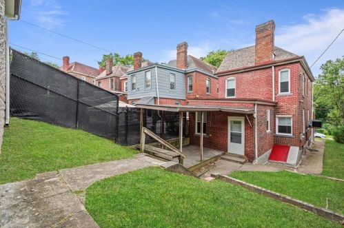 436 Arabella St, Pittsburgh PA  15210-1402 exterior