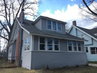 66 Marsden St, Springfield, MA 01109-1615