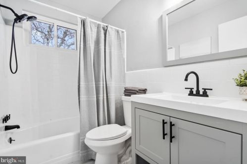 13201 Kara Ln, Silver Spring MD 20904-3423 exterior