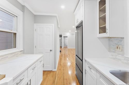 4031 Rombouts Ave, Bronx NY  10466-2513 exterior