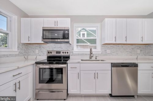 4 Hamilton Ave, Silver Spring MD  20901-3411 exterior