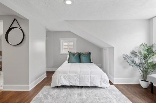 210 Friday Rd, Pittsburgh PA  15209-2110 exterior