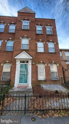 3731 Cassell Pl, Washington DC 20019-1867 exterior