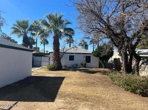 2041 16 Ave, Phoenix AZ 85021-5411 exterior