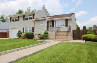 34 Taras Dr, Perth Amboy, NJ 08863-1035