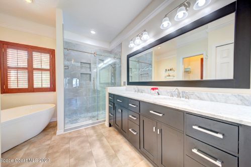 2006 Sykes Crk Dr, Merritt Island FL 32953-3065 exterior