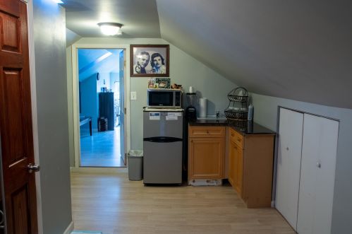 1821 2 Ave, Broadview IL 60153-3306 exterior